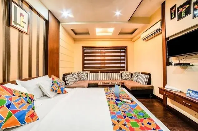 Luxury Oda