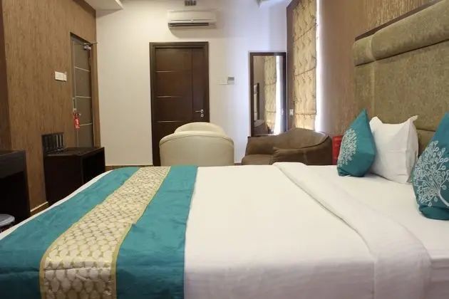 Deluxe Tek Büyük Yataklı Oda, 1 En Büyük (King) Boy Yatak, Şehir Manzaralı