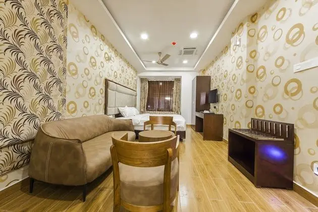 Deluxe Tek Büyük Yataklı Oda, 1 En Büyük (King) Boy Yatak, Şehir Manzaralı