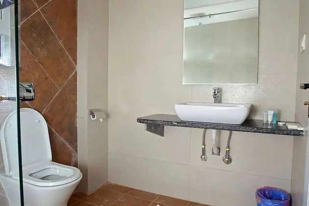 Honeymoon Tek Büyük Yataklı Oda