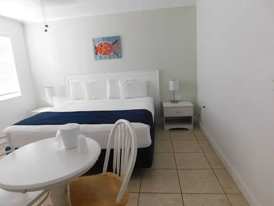 Premium Oda, 1 En Büyük (King) Boy Yatak, Balkon/Veranda, Lagün Manzaralı (Kitchenette)
