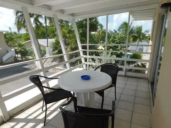 Premium Oda, 1 En Büyük (King) Boy Yatak, Balkon/Veranda, Lagün Manzaralı (Kitchenette)