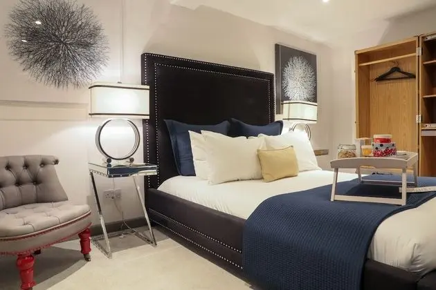 Deluxe Tek Büyük Yataklı Oda, Banyolu/Duşlu (Room 7, No 8ight)