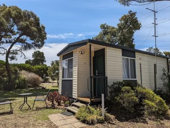 1 Bedroom Self-Contained Suite