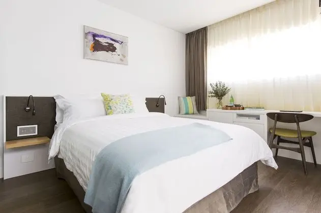 Standard Oda, 1 Büyük (Queen) Boy Yatak, Sigara İçilmez, Balkon