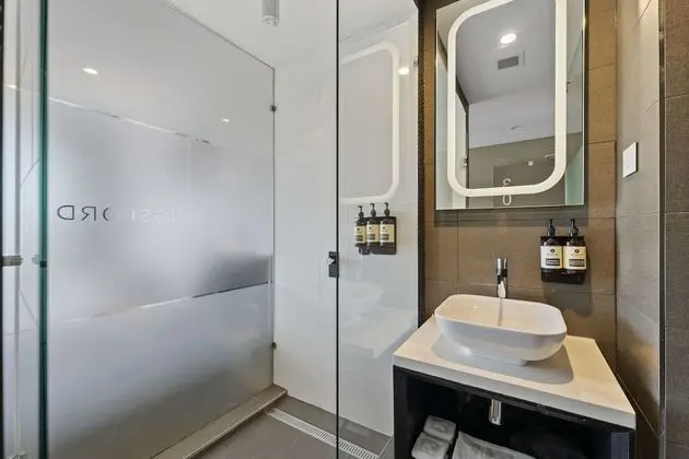 Standard Oda, 1 Büyük (Queen) Boy Yatak, Sigara İçilmez, Balkon