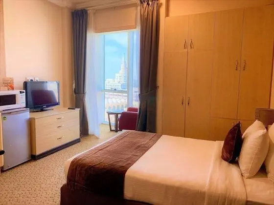 Deluxe Queen Room