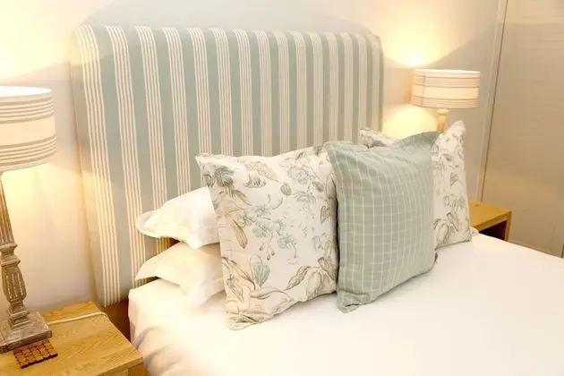 Tek Büyük Yataklı Oda, 1 Büyük (Queen) Boy Yatak