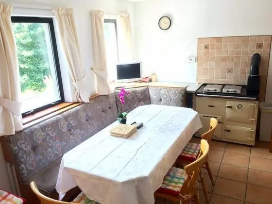 Kır Evi, 3 Yatak Odası, Engellilere Uygun, Avlu Manzaralı