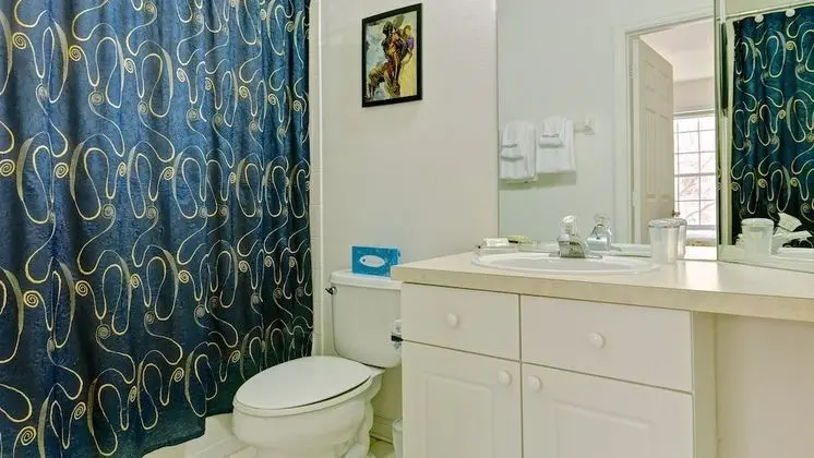 City 2 Bedroom Villa with Pool Access