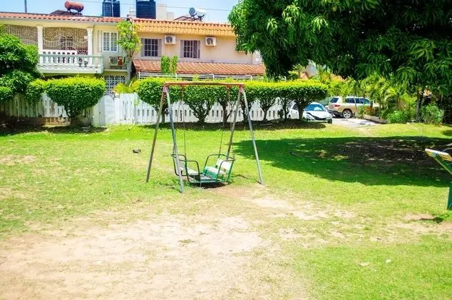 Standard Apart Daire, 1 Yatak Odası, Mutfak, Şehir Manzaralı