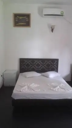 Basic Tek Büyük Yataklı Oda, 1 Yatak Odası, Sigara İçilebilir