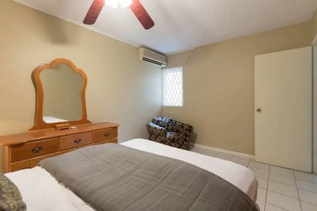 Business Apart Daire, Avlu Manzaralı