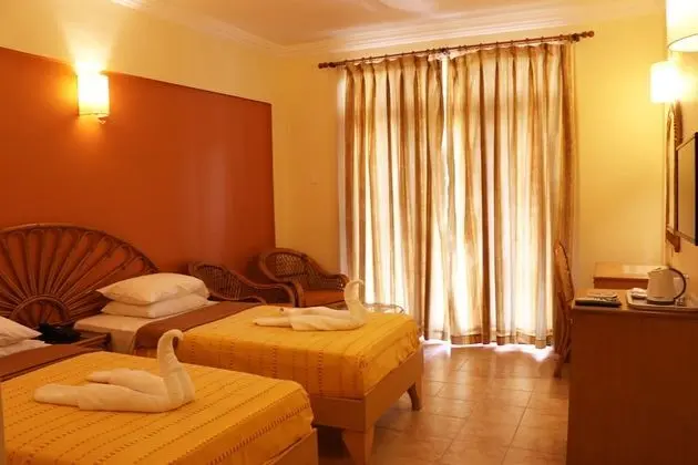 Deluxe İki Ayrı Yataklı Oda, 2 Tek Kişilik Yatak, Sigara İçilmez, Havuz Manzaralı