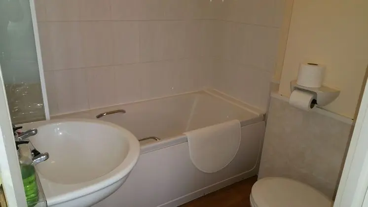 Standard Tek Büyük Yataklı Oda, Banyolu/Duşlu