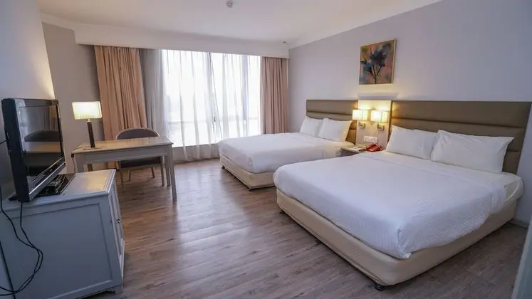 Deluxe Dört Kişilik Oda