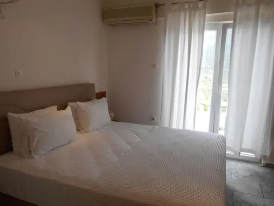 Tek Büyük Yataklı Oda, Deniz Manzaralı, Dağ Yamacı (King Size Bed)