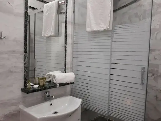 Tek Büyük Yataklı Oda, Deniz Manzaralı, Dağ Yamacı (King Size Bed)