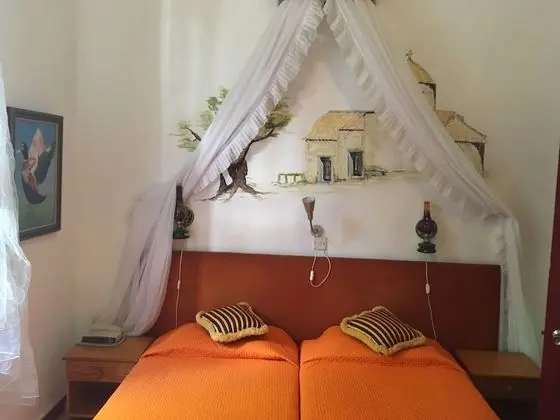 Tek Büyük Yataklı Oda
