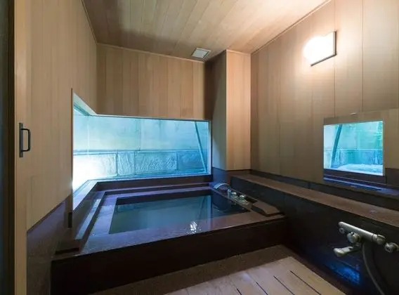 Oda, Sigara İçilmez (Japanese Style Suite Room)