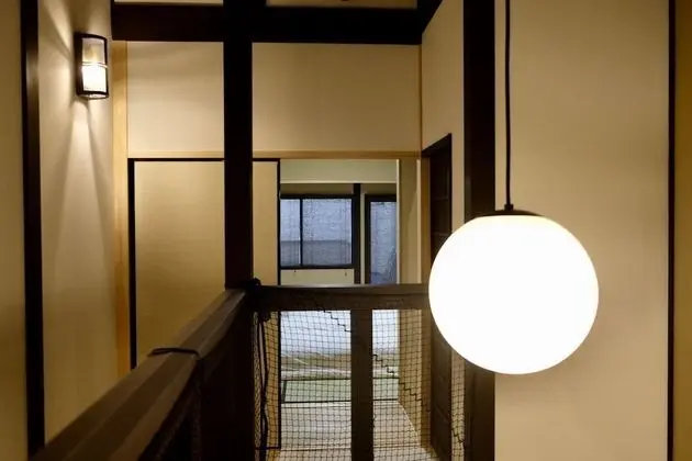 Ev (Private Vacation)