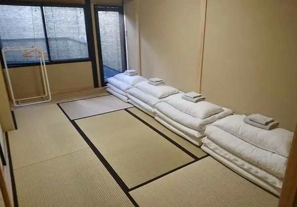 Ev (Private Vacation)