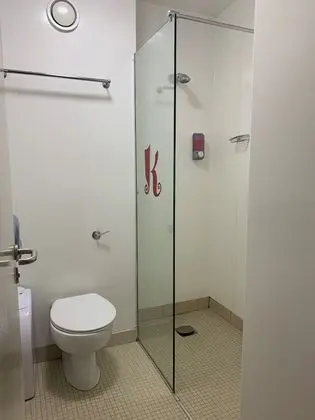 Tek Kişilik Oda, Banyolu/Duşlu