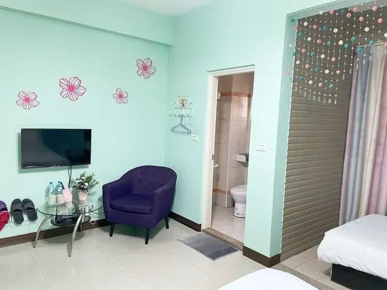 Üç Kişilik Oda, Birden Çok Yatak, Sigara İçilmez