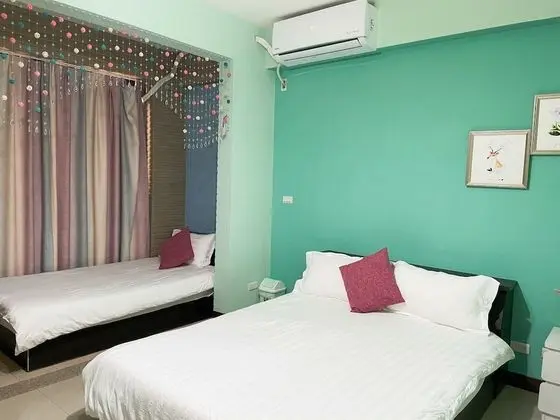 Üç Kişilik Oda, Birden Çok Yatak, Sigara İçilmez