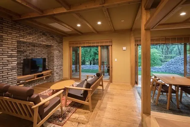 Villa (Ai Adult Only)