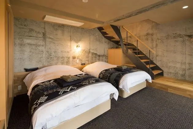 Villa (Terrace House (Shu) Adult Only)