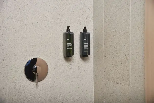 Ortak Ranzalı Oda, Sadece kadınlar için (10-Capsule)