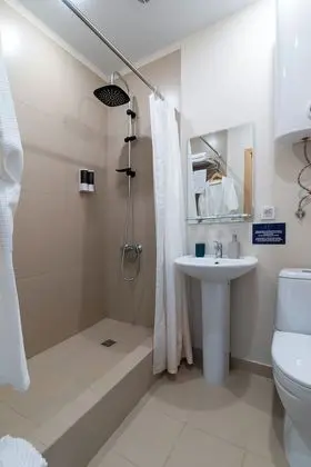 Deluxe Üç Kişilik Oda