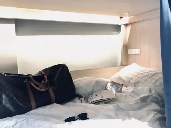 8 Bunks Bed in Mixed Dormitory Room
