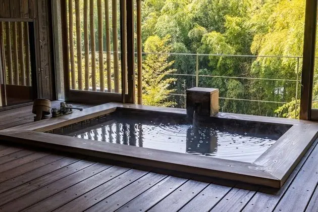 Luxury Süit, 1 En Büyük (King) Boy Yatak, Sigara İçilebilir (Open-Air Bath "KAZE")