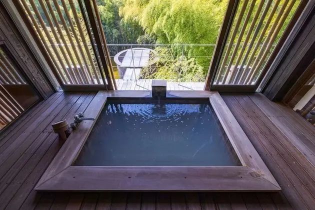Luxury Süit, 1 En Büyük (King) Boy Yatak, Sigara İçilebilir (Open-Air Bath "KAZE")