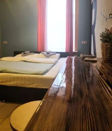Economy Tek Büyük veya İki Ayrı Yataklı Oda