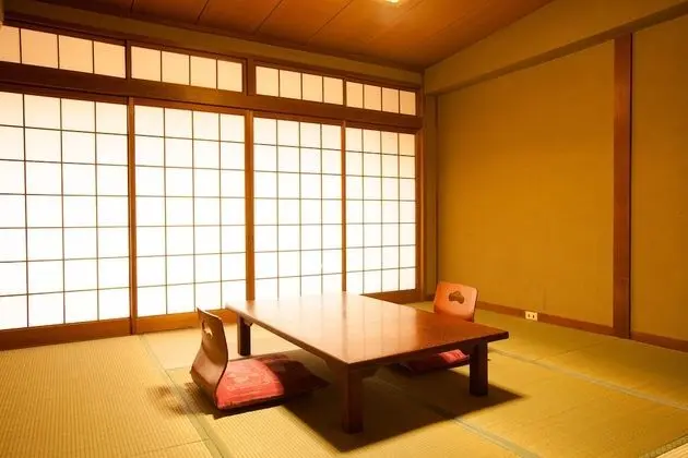 Traditional Oda (C, Bath Towel, Toothbrush, Resort Fee)
