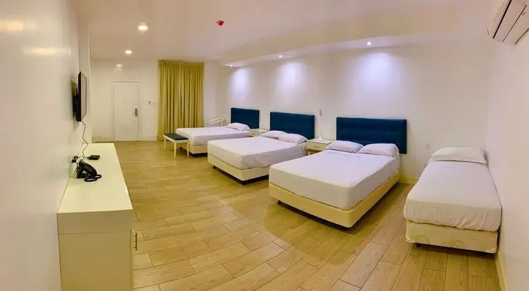 Family Üç Kişilik Oda, 1 Yatak Odası, Kısmi Deniz Manzarası