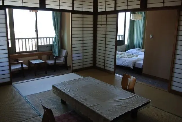 Oda (Japanese Western Style, Beds + Futons)