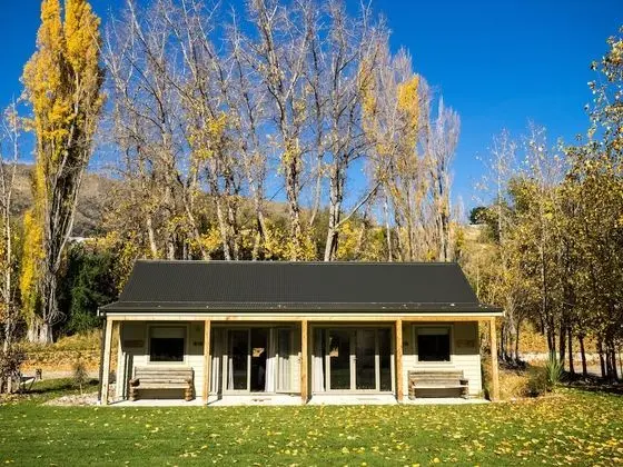 Standard Stüdyo, Bahçe Manzaralı