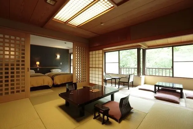 Traditional Oda, Sigara İçilmez (Japanese Western Style Room)