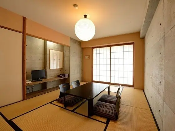 Standard Oda, Sigara İçilmez, Özel Banyo (Japanese)