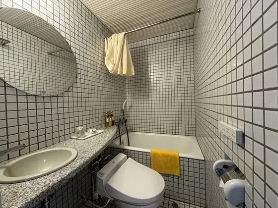 Standard Oda, Sigara İçilmez, Özel Banyo (Japanese)