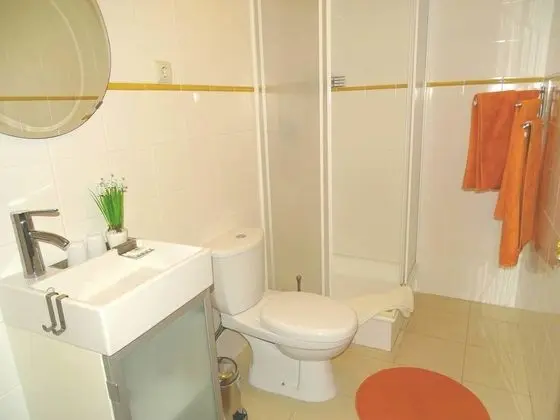 Tek Büyük Yataklı Oda, Balkon