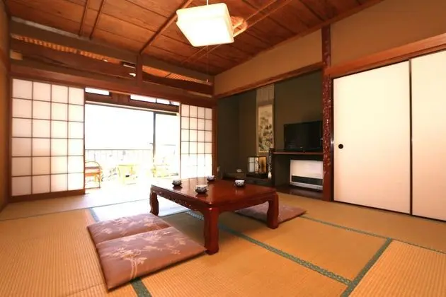 Traditional Oda, Ortak Banyo (Japanese Style, 4 People)