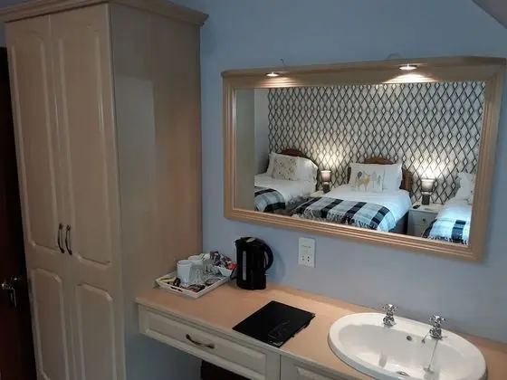 Üç Kişilik Oda, Özel Banyo (Room 2)