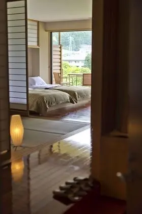 Süit (Club Floor, with view from bath)