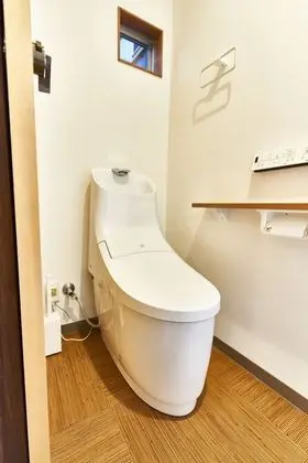 Ev (Private Vacation)