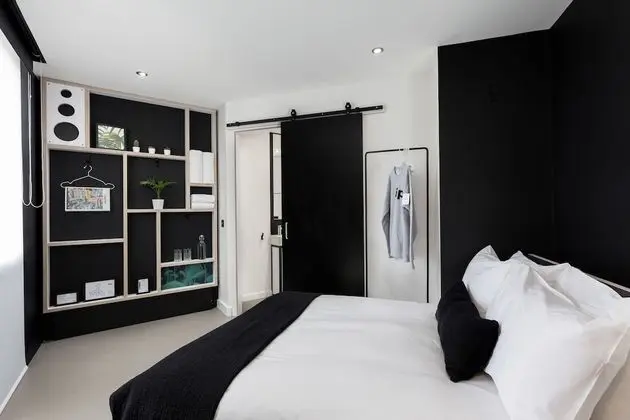 Tek Büyük Yataklı Oda (Medium)